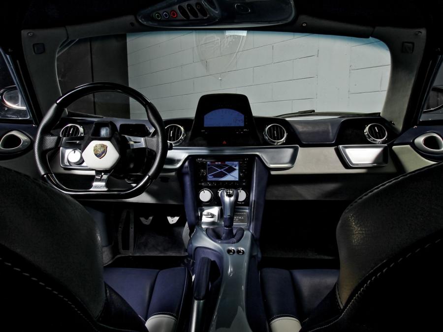 Торпедо Mazzanti Evantra V8 2013 года  (фото 3 из 39)